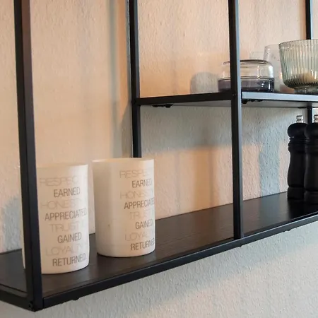 아파트 Central City Apartment